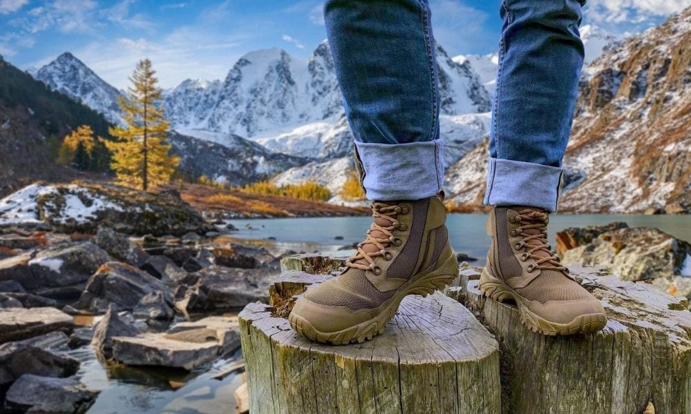 Tips for Choosing the Best Slip-Resistant Boots