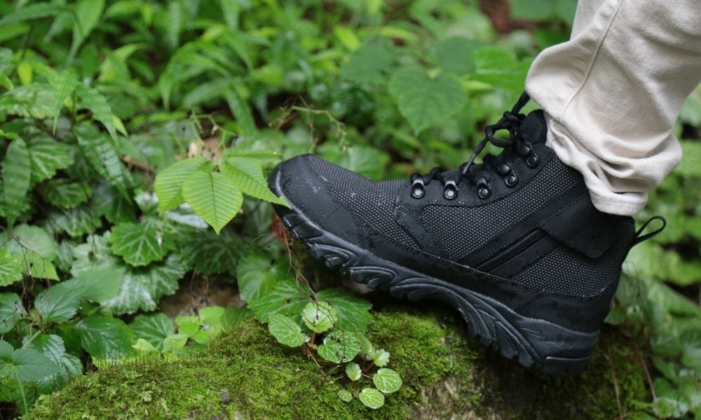 How to Prevent Slips and Falls While Hiking